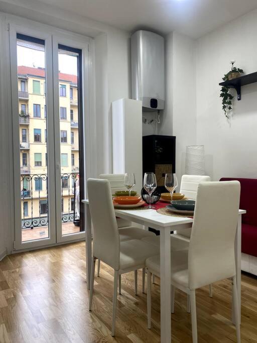 Milano Centrale Cozy Aparment Free Wifi Apartment Bagian luar foto